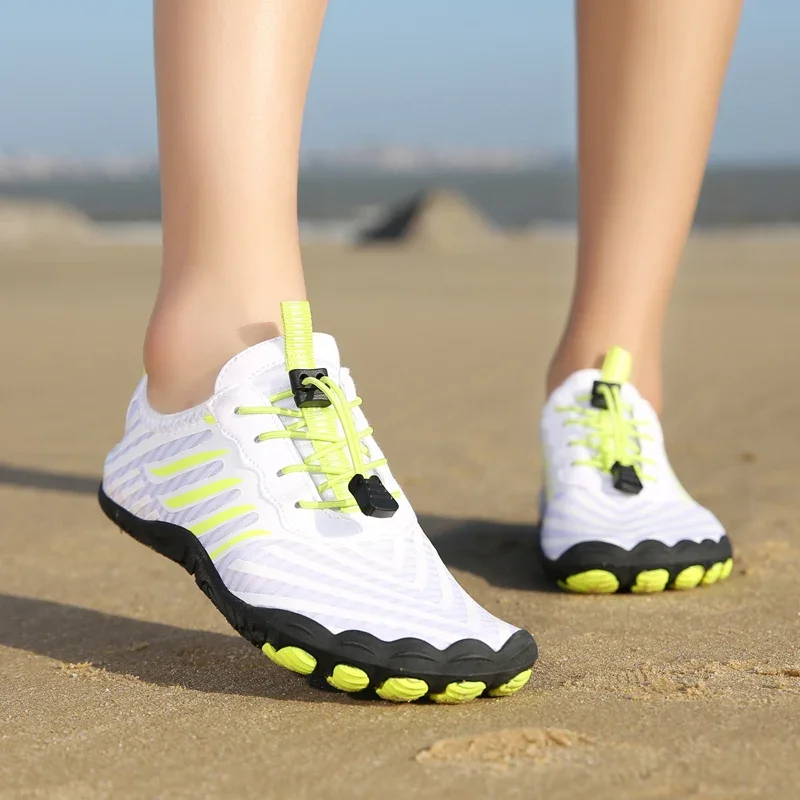 Aquatic Sports Shoes - รองเท้าน้ำสำหรับผู้ชายผู้หญิง รองเท้าแบบเท้าเปล่า แห้งเร็ว รองเท้าชายหาด รองเท้ากีฬาน้ำหนักเบา รองเท้าผ้าใบสำหรับเดินป่า